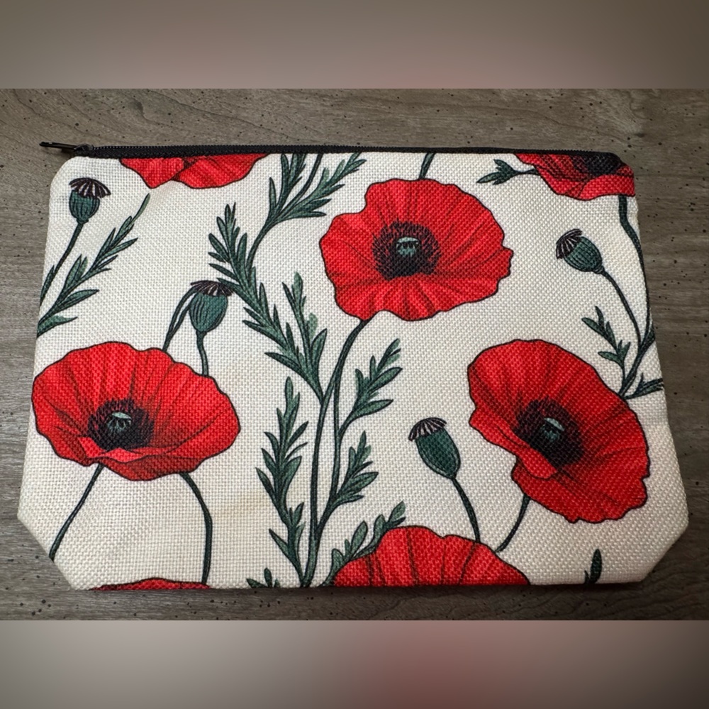 Floral Poppy Print Pouch 8.5x6” - Picture 3 of 3